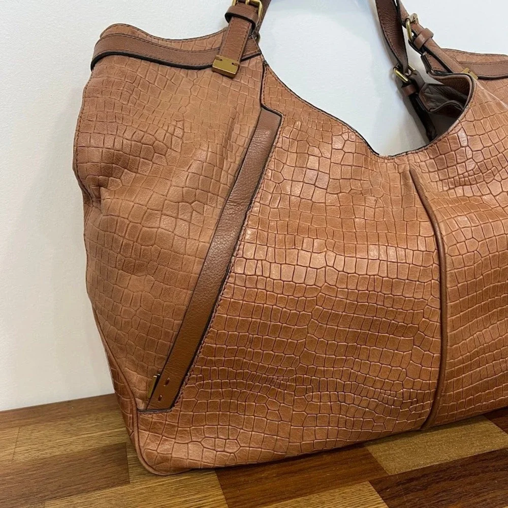 Tahari Crocodile Embossed Leather Hobo Bag Large Cognac Tote Gold Hardware Boho